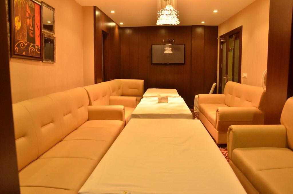 Hotel Down Town Jalandhar Luaran gambar